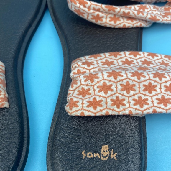 Sanuk Yoga Sling Sandals. - Picture 4 of 6